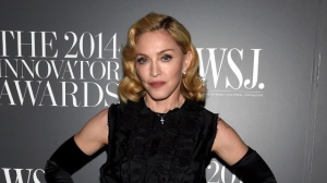 640_madonna_458486748